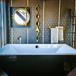 Crane Hotel Faralda