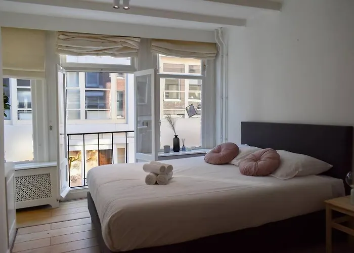 New Cosy Apartment In 9 Streets
