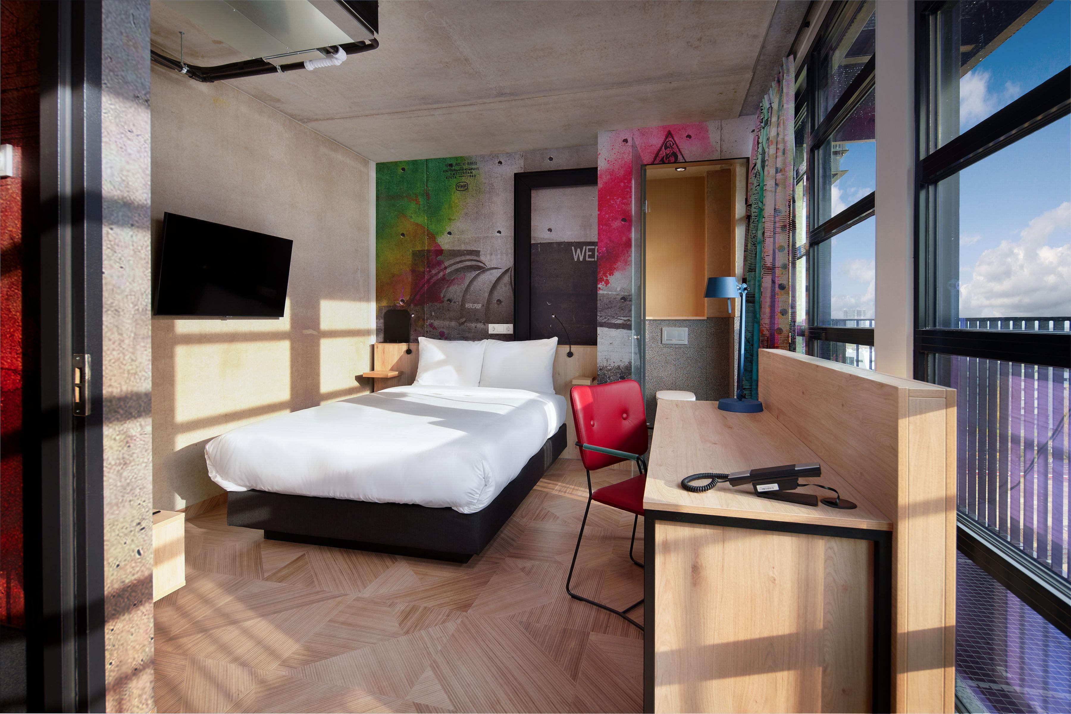 Khách sạn Inntel Landmark 4*