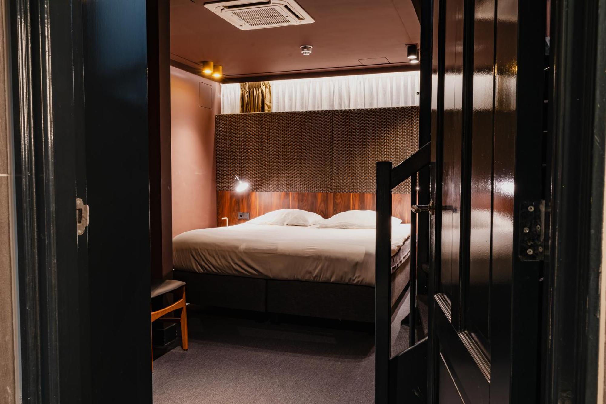 Khách sạn De Jonker Urban & 4*