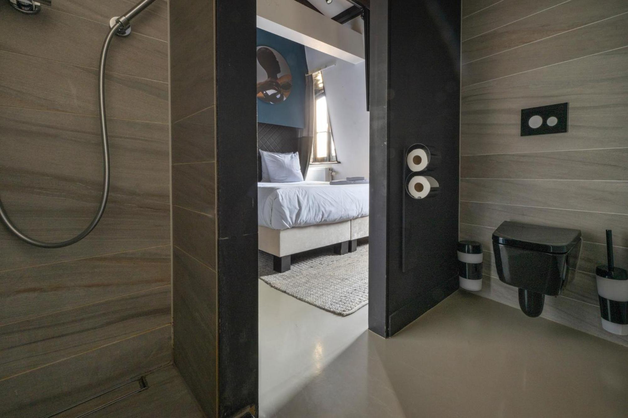 Hotel Boutique Oosteinde 3*