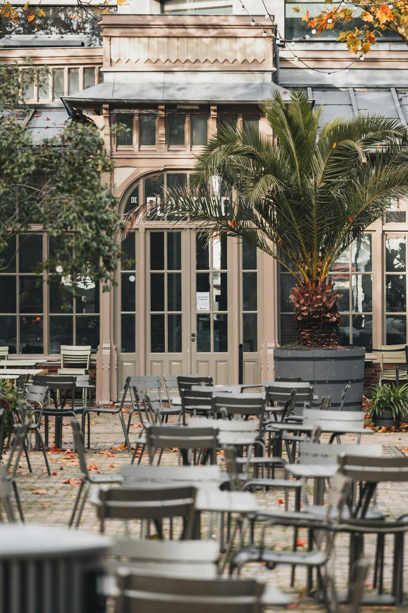 Khách sạn De Jonker Urban & 4*