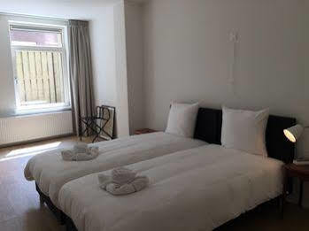 Nine-t-teen Bed And Boutique Bed & Breakfast 3*