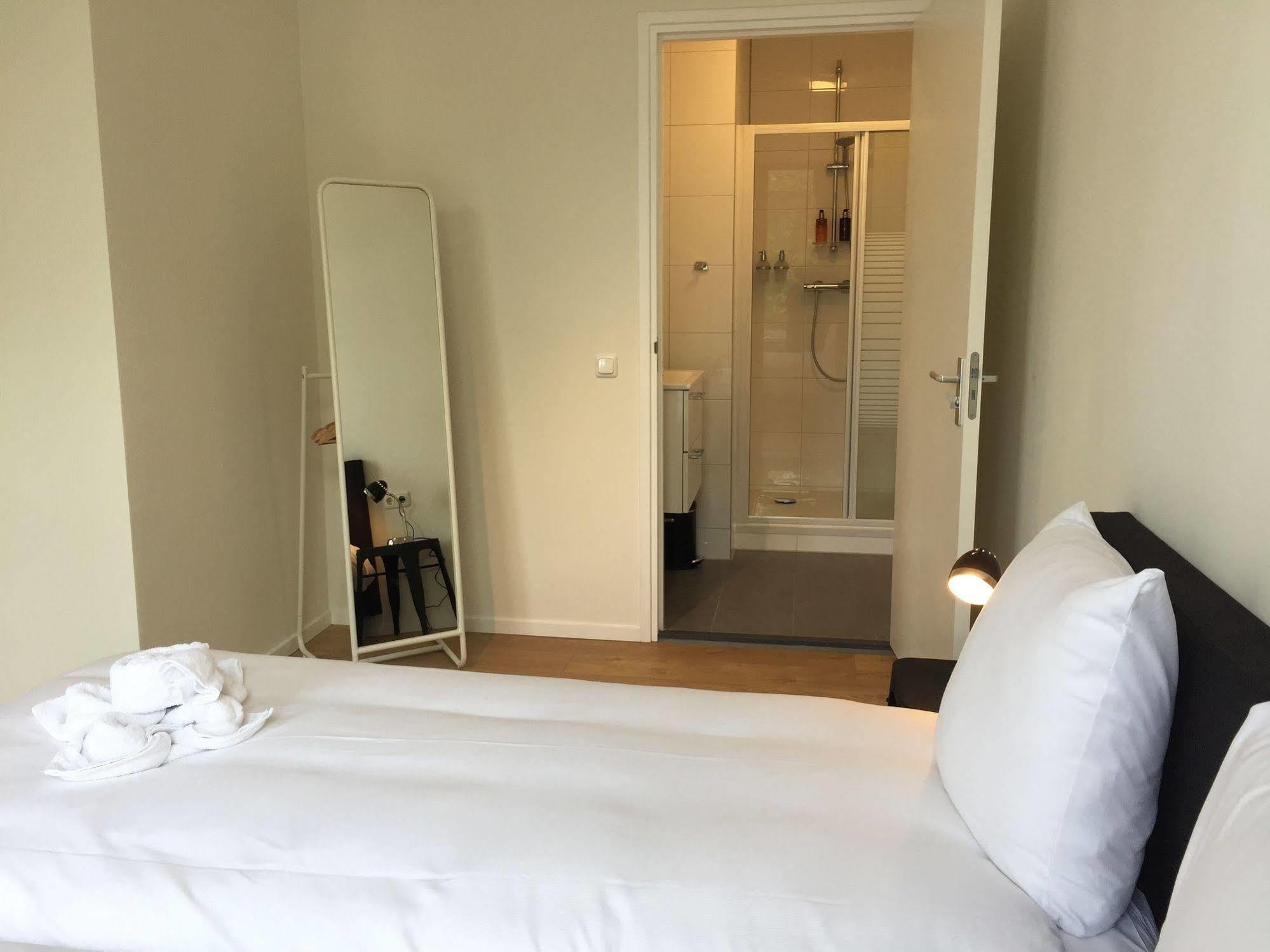 Nine-t-teen Bed And Boutique Bed & Breakfast 3*