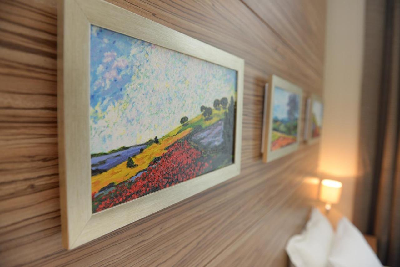 Hotel Grand Downtown 4*
