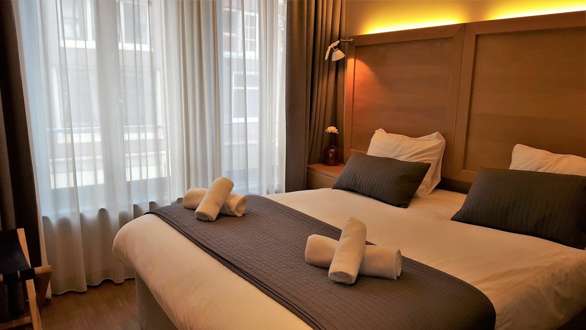 The Bank 3*