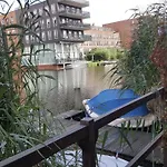 Great Canal Studio - Ac, Water View & Free Parking