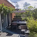 Johan\'S B&B, Dakterras & Goedkoop Parkeren - Sinds 2014