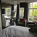 B&B Bij Tijn Op De Gracht