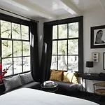 Maison Rika