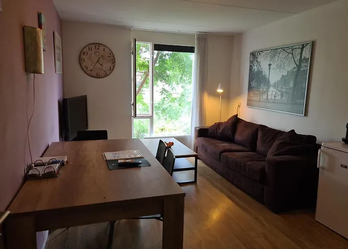 Johan\'S B&B, Dakterras & Goedkoop Parkeren - Sinds 2014