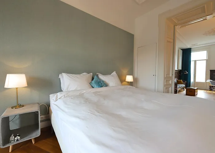 Museum City Centre Apartment