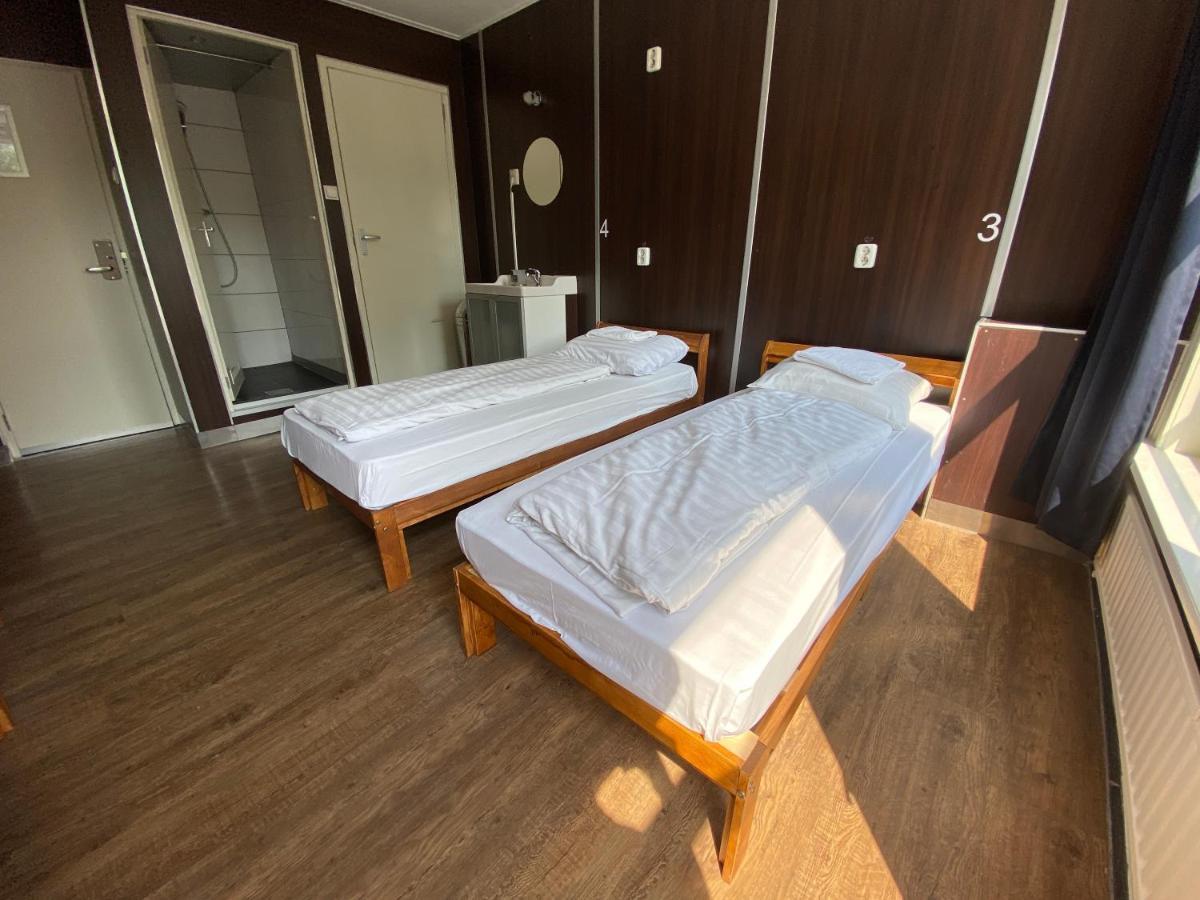 Nhà trọ Utopia