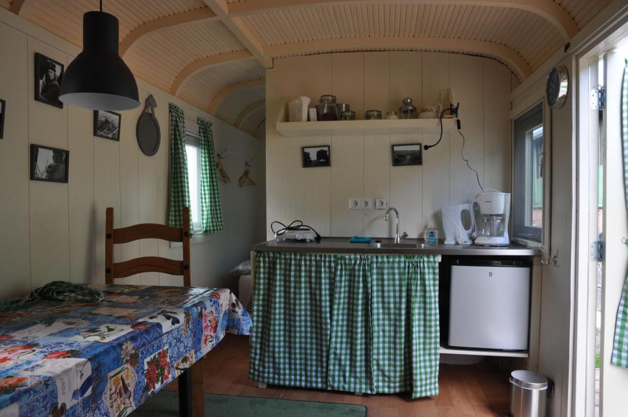 Acomodação com café da manhã  Your Waggon At The Cow's Paradise Amesterdão