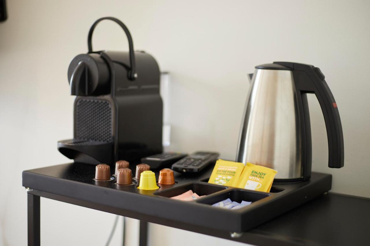 Modern Hideout Ace Location Acomodação com café da manhã  *