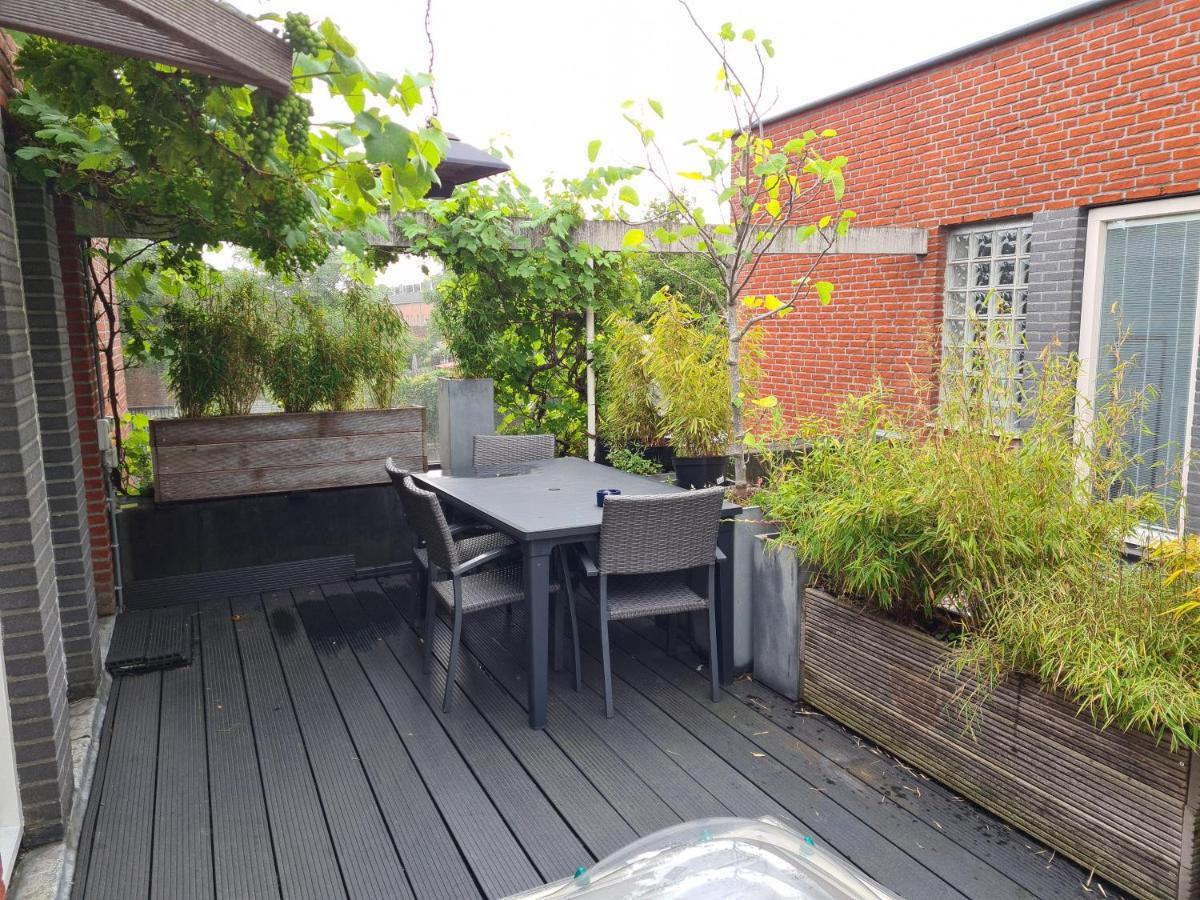 Johan's B&b, Dakterras & Goedkoop Parkeren - Sinds 2014