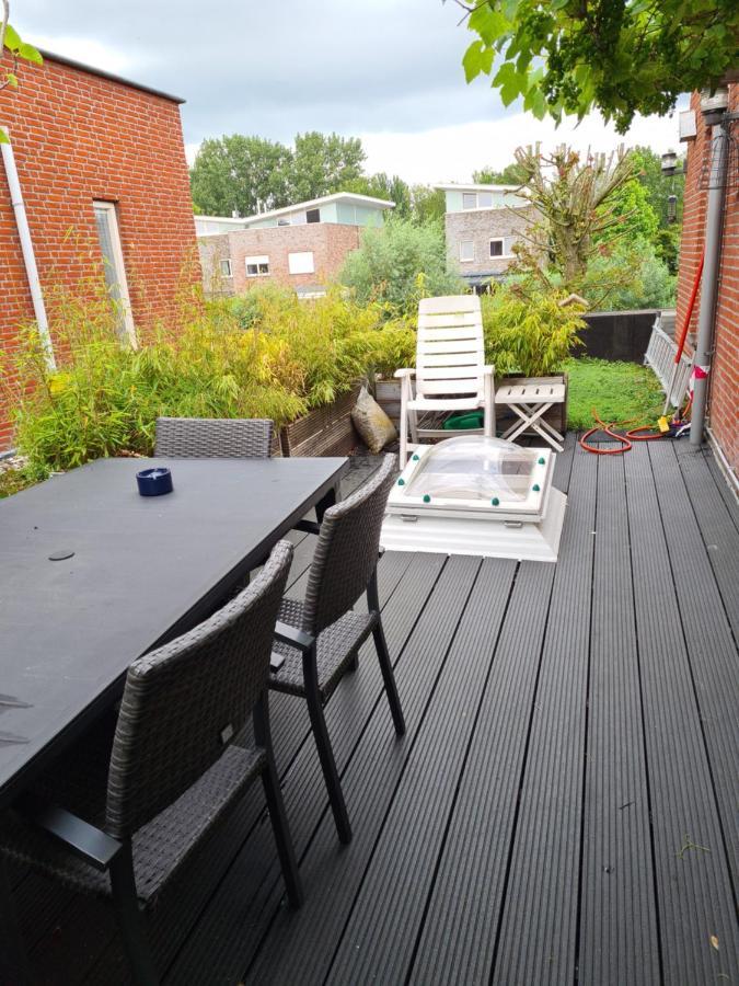 Johan's B&b, Dakterras & Goedkoop Parkeren - Sinds 2014