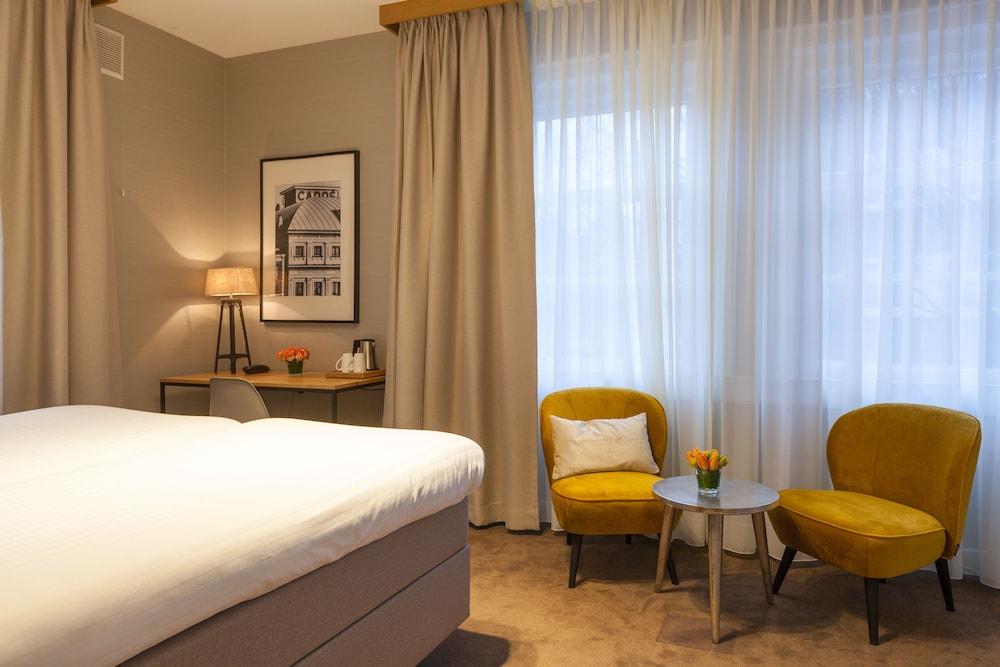 Khách sạn The Delphi - Townhouse 4*