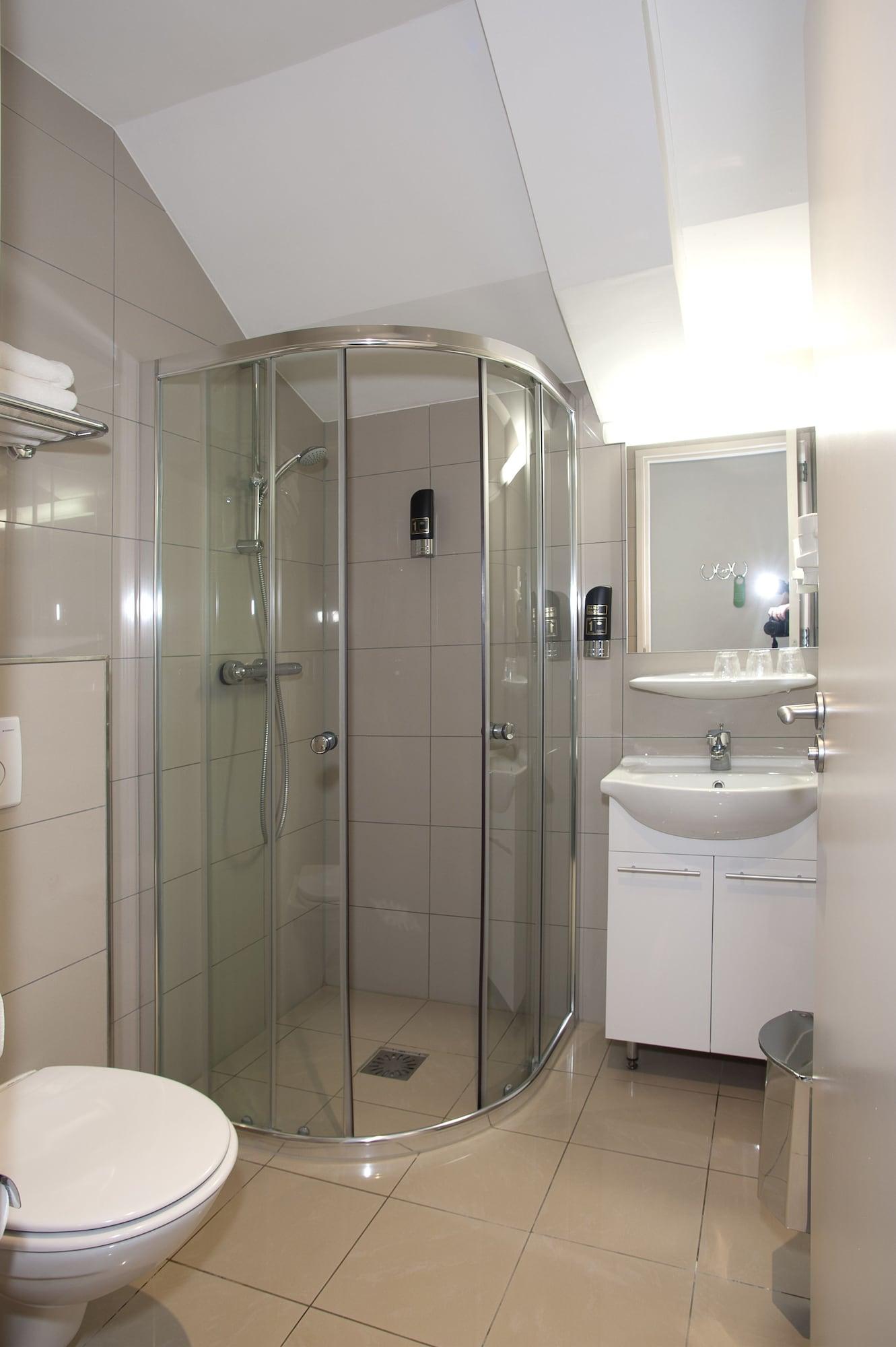Iron Horse Leidse Square 3*