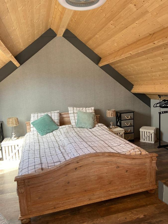 Tjotter Holiday home