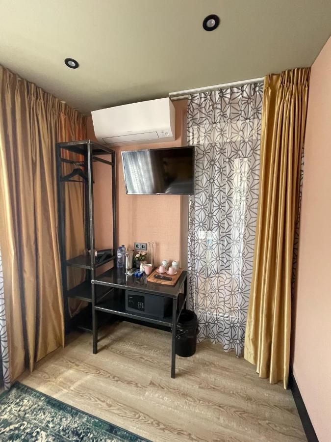 Hotel Beautique Centre 3*