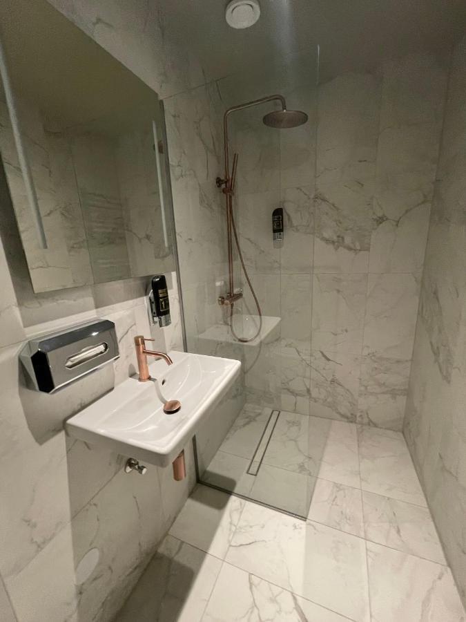 Beautique Centre Hotel 3*