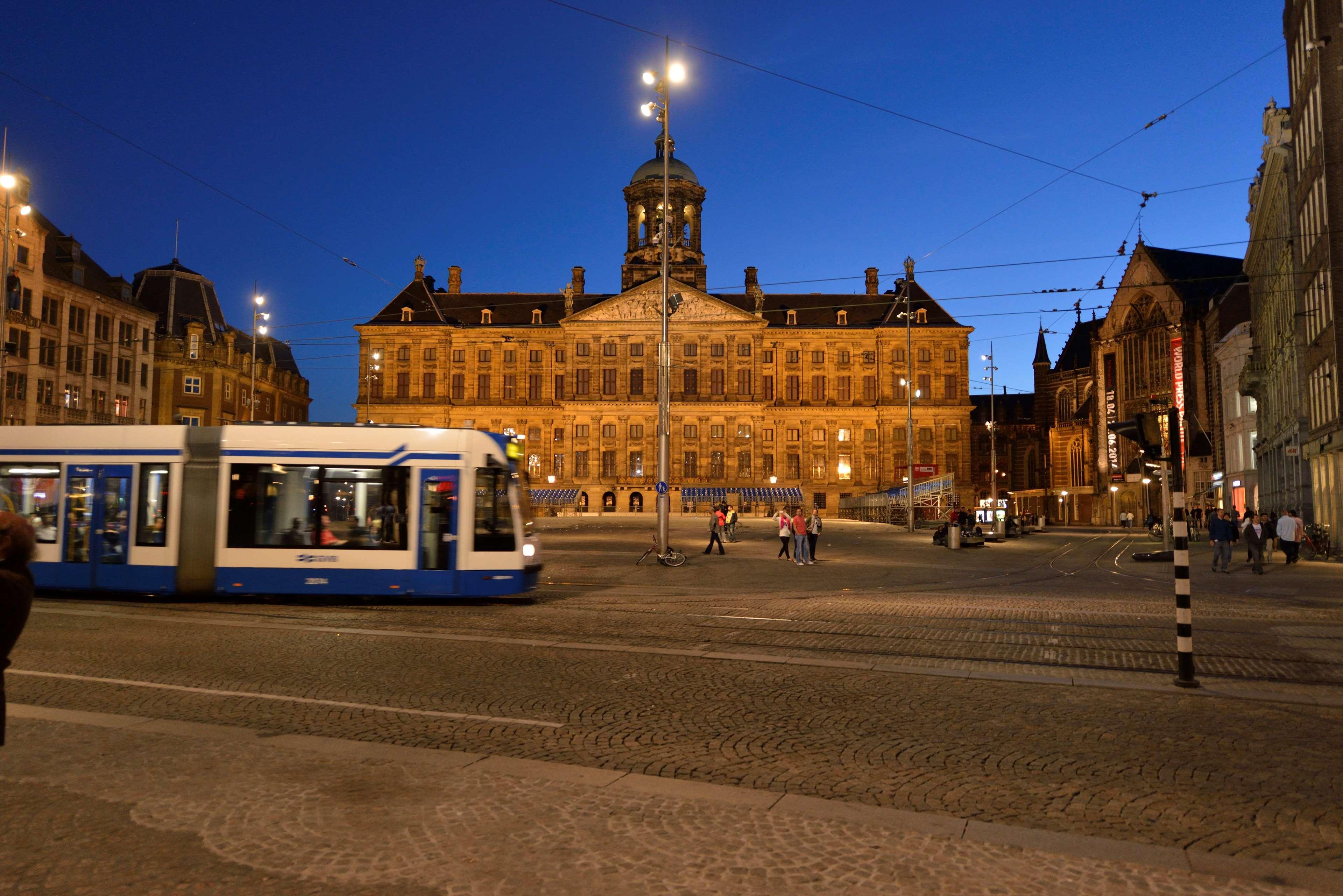 Best Western Dam Square 3*