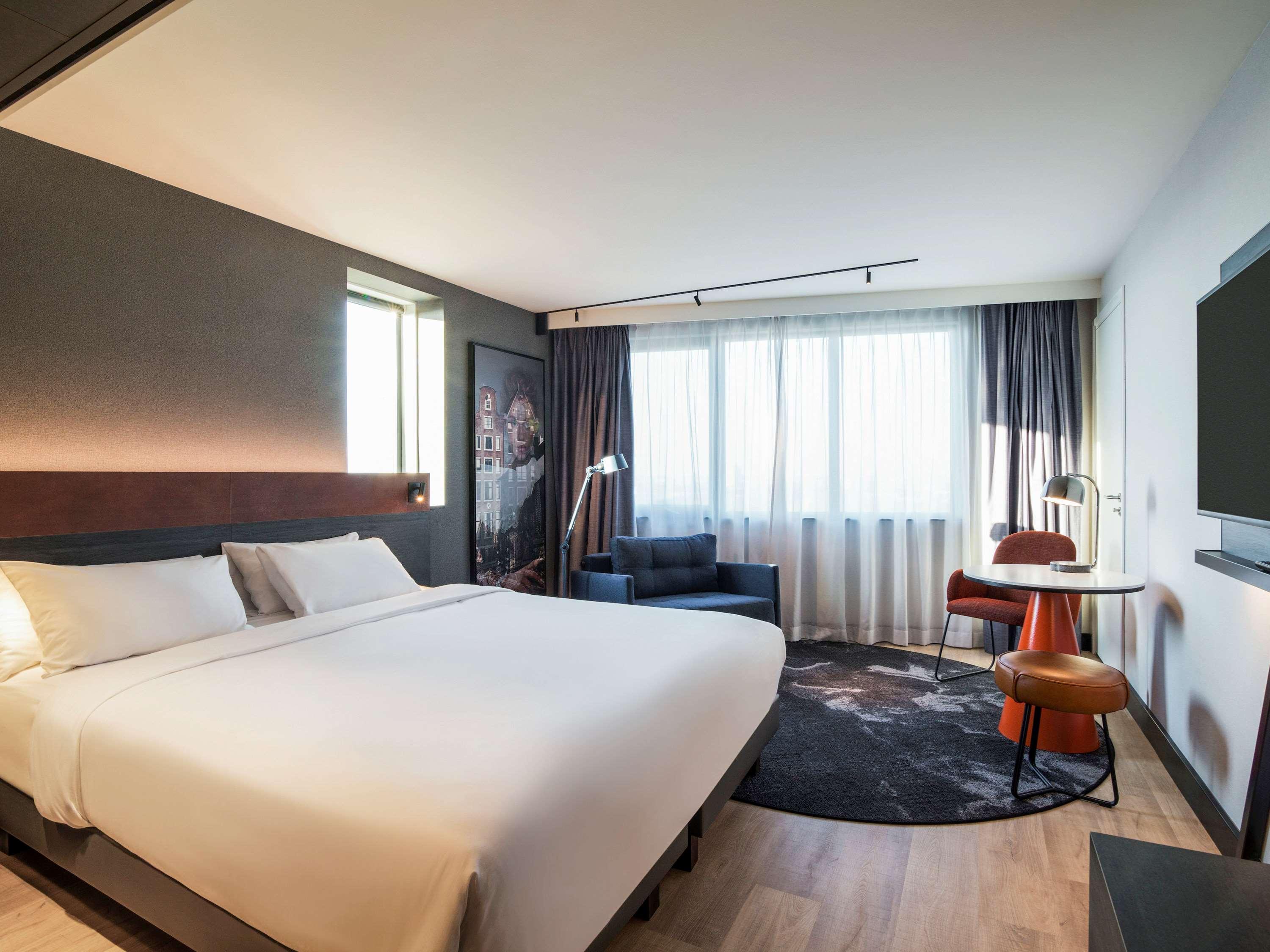 Khách sạn Mercure
