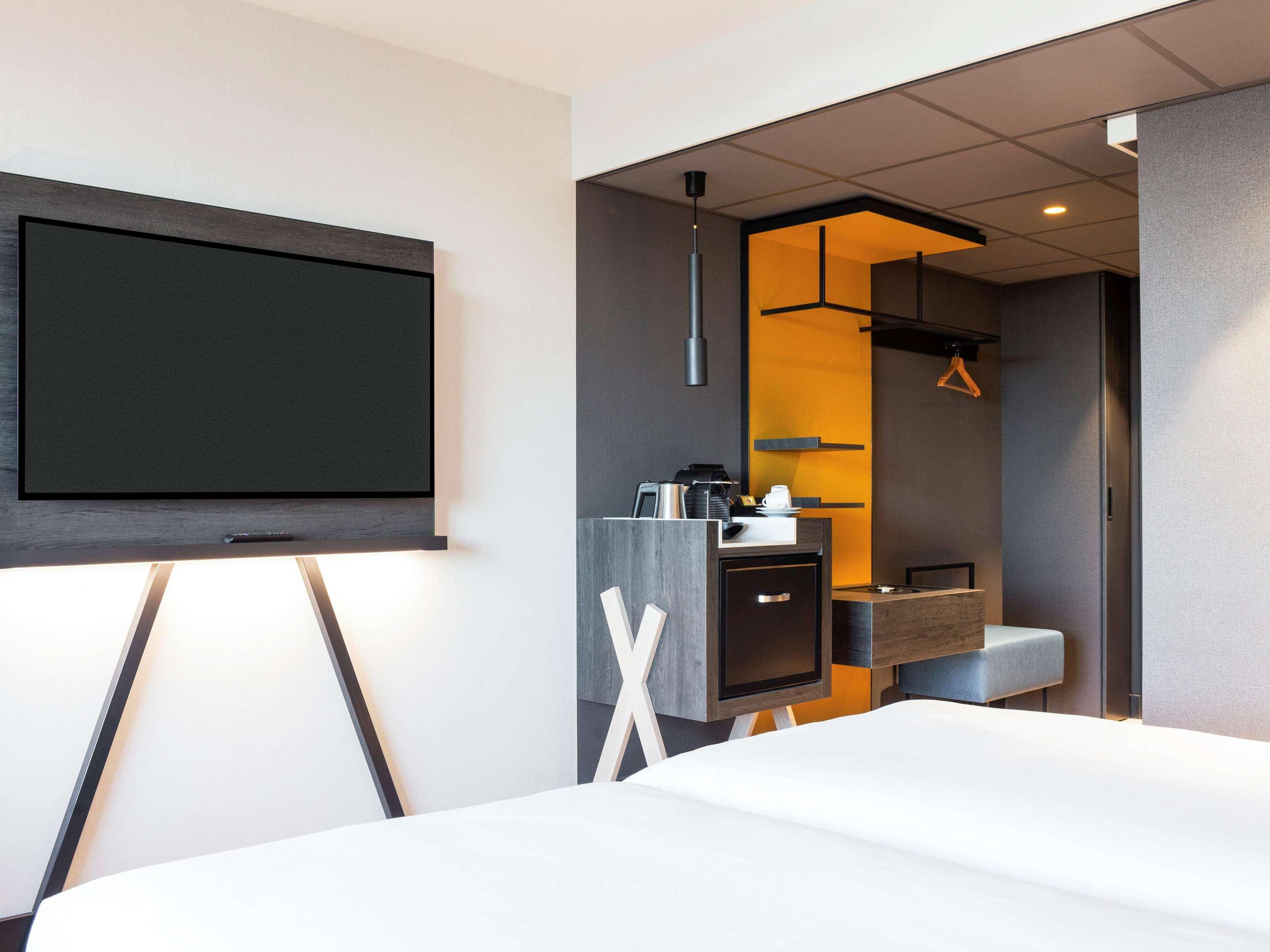 Mercure Khách sạn 4*