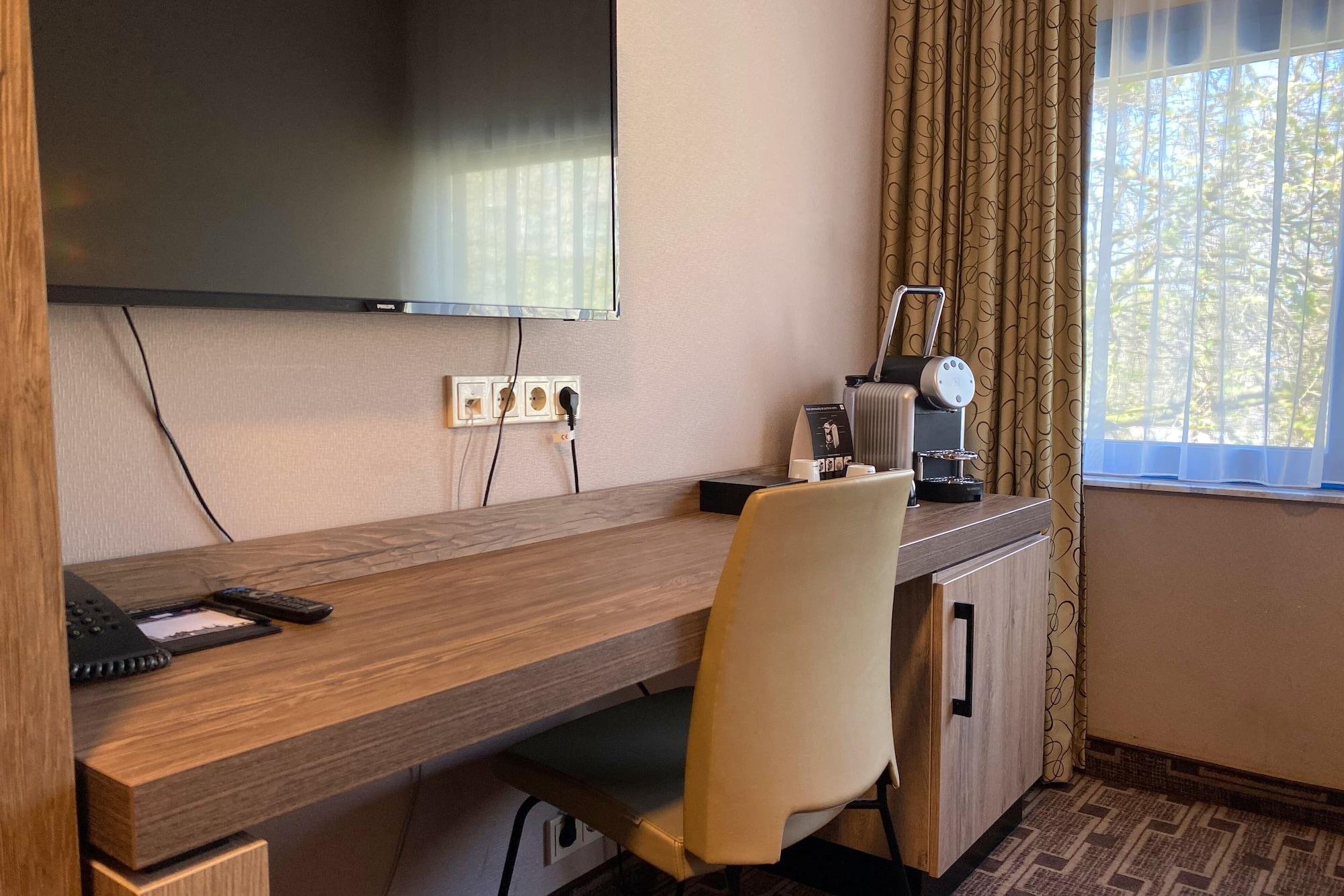 Hotel Xo Blue Square 3*