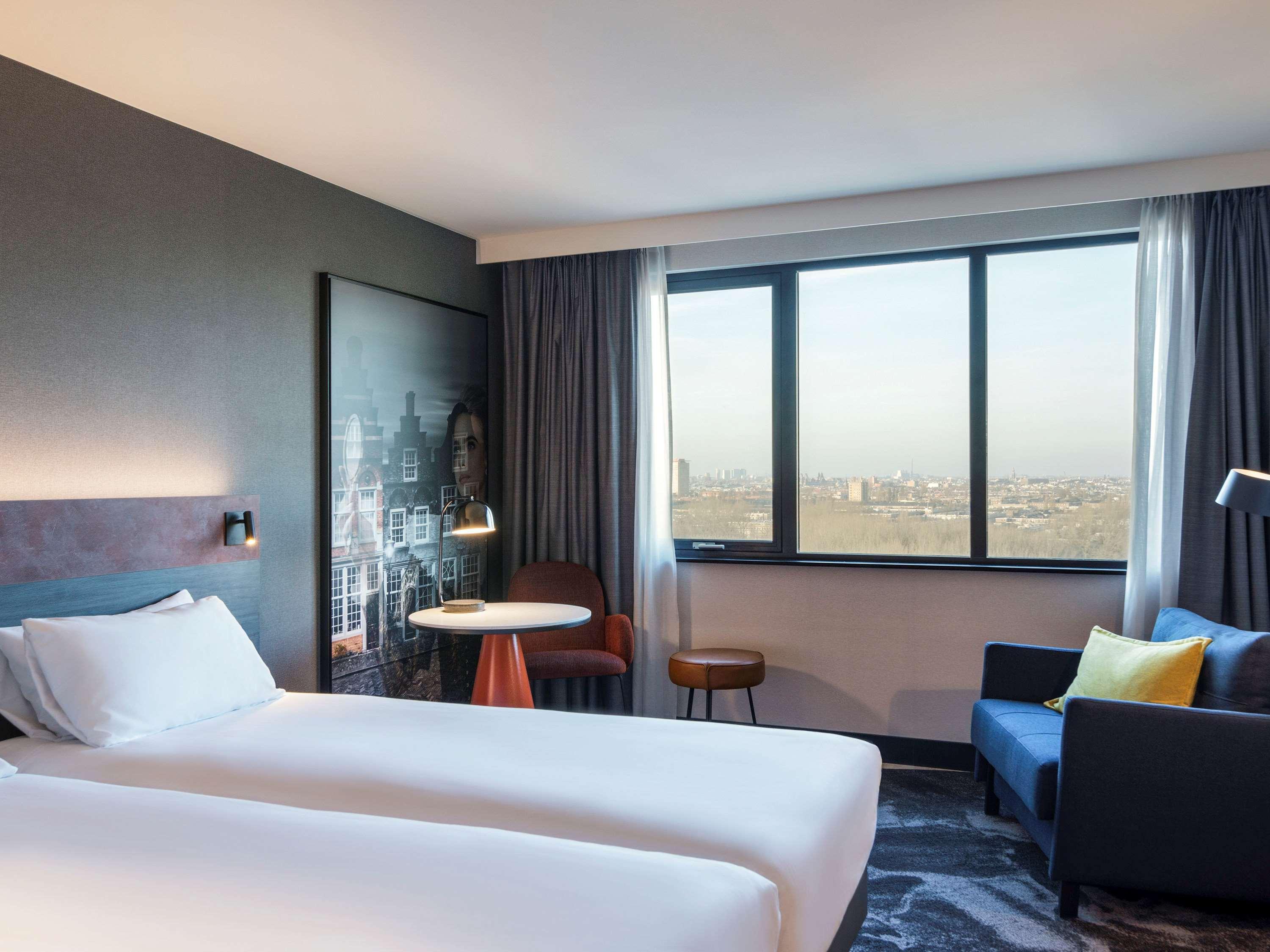 Khách sạn Mercure