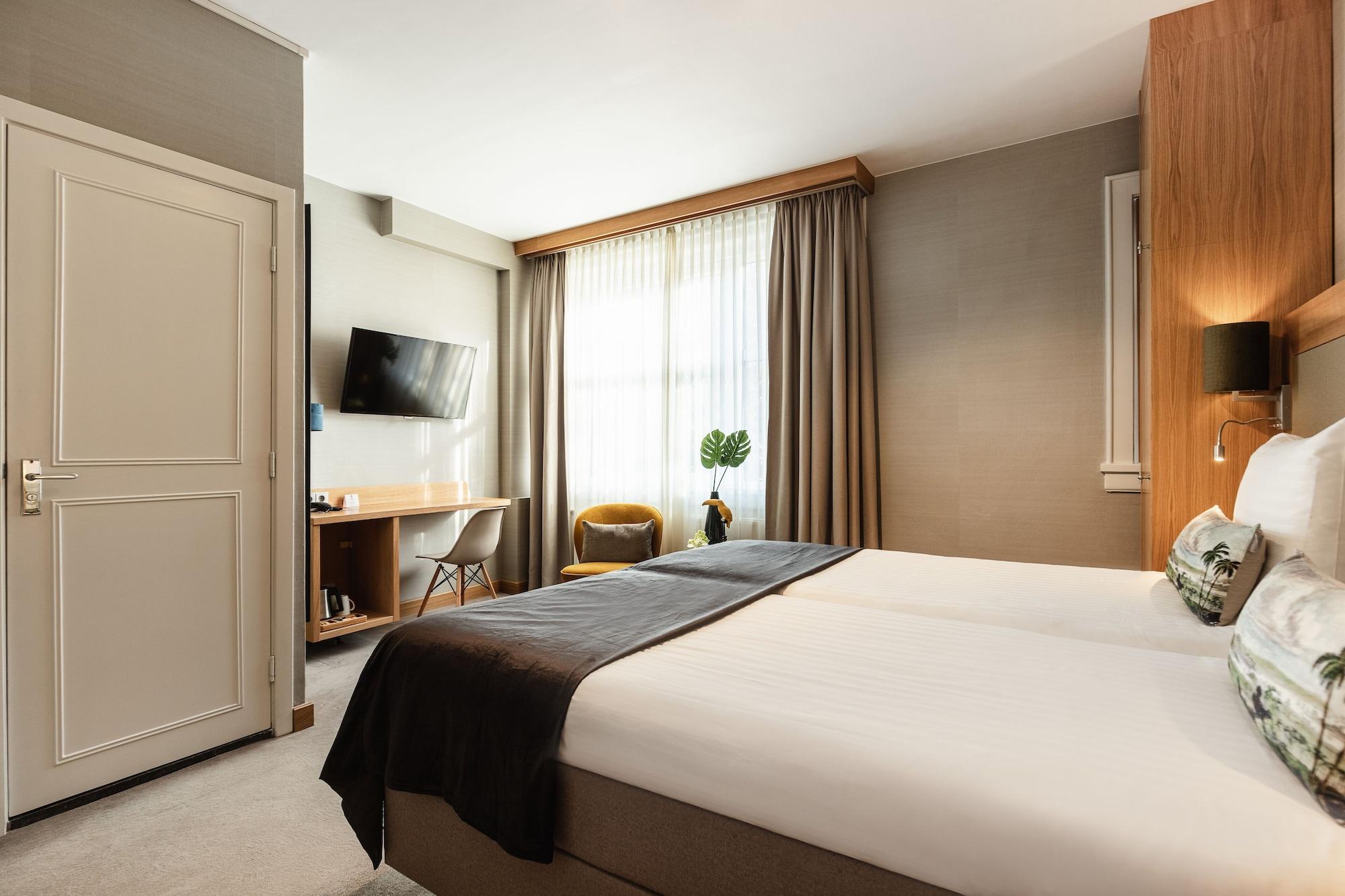 Khách sạn The Delphi - Townhouse 4*
