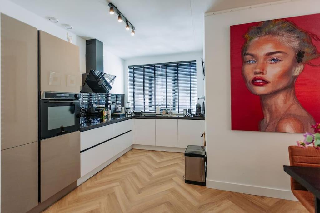 Brand New Bright & Luxurious In Amsterdam! Biệt thự