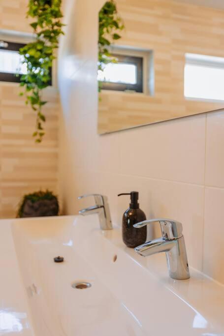 Brand New Bright & Luxurious In Amsterdam! Biệt thự