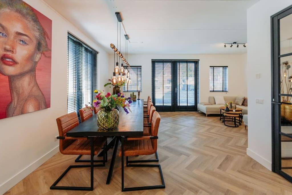 Biệt thự Brand New Bright & Luxurious In Amsterdam! Amsterdam