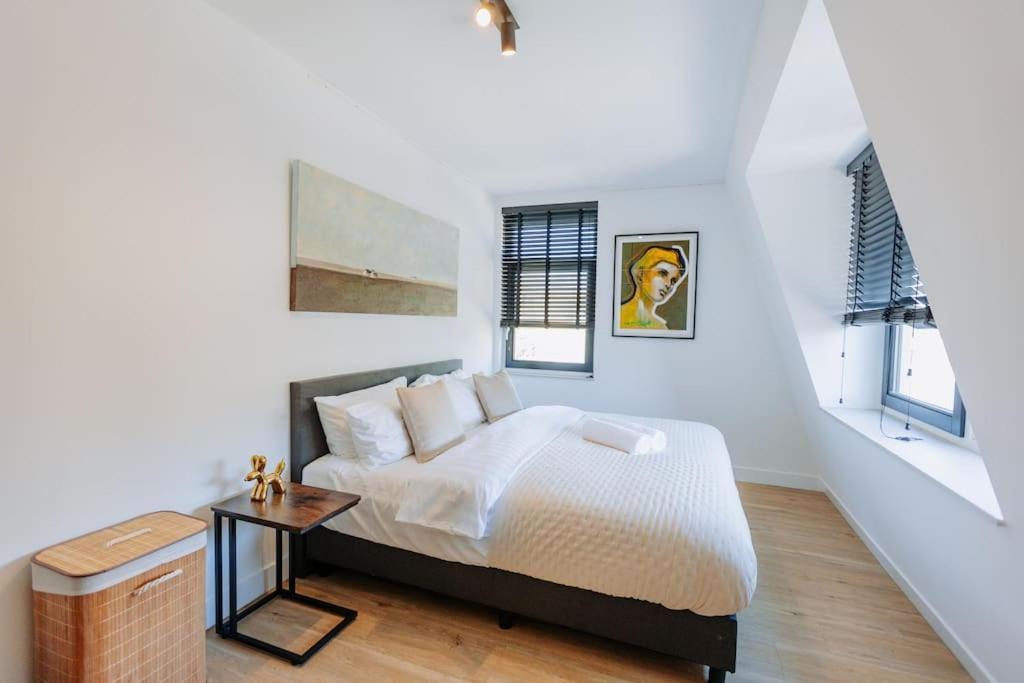 Biệt thự Brand New Bright & Luxurious In Amsterdam! Amsterdam
