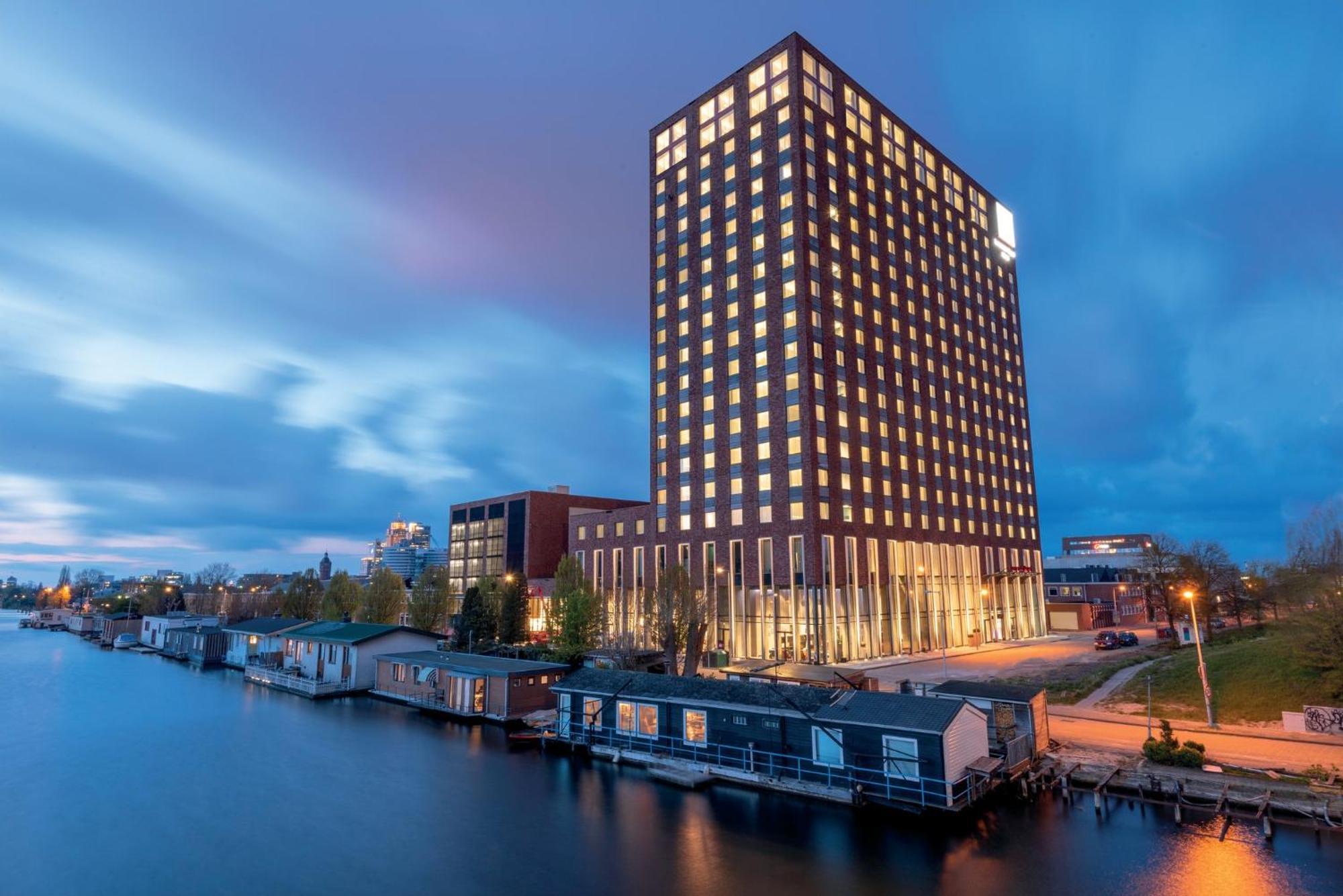Khách sạn Leonardo Royal 4*