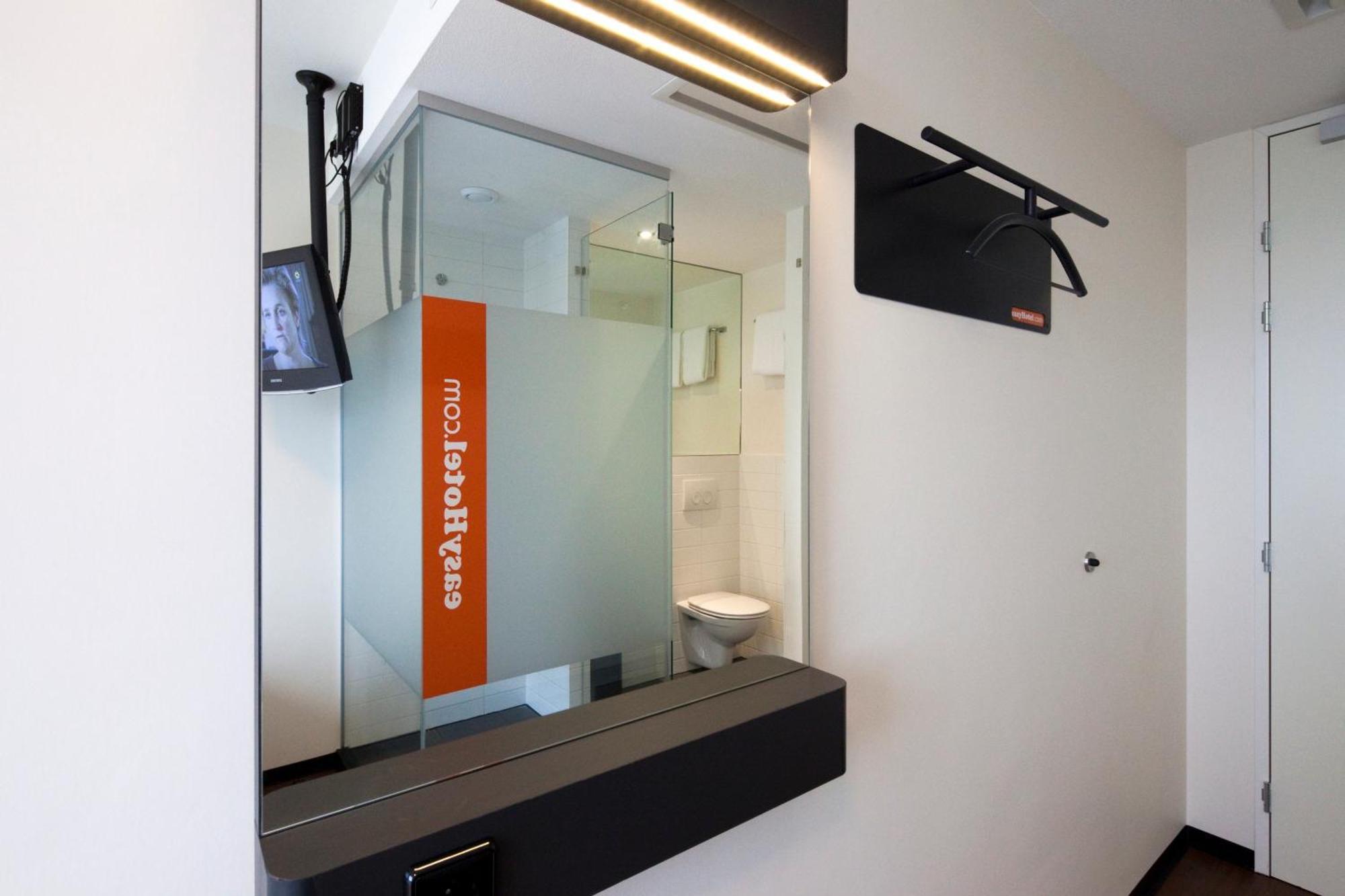 Hotel Easyhotel City Centre South 2*