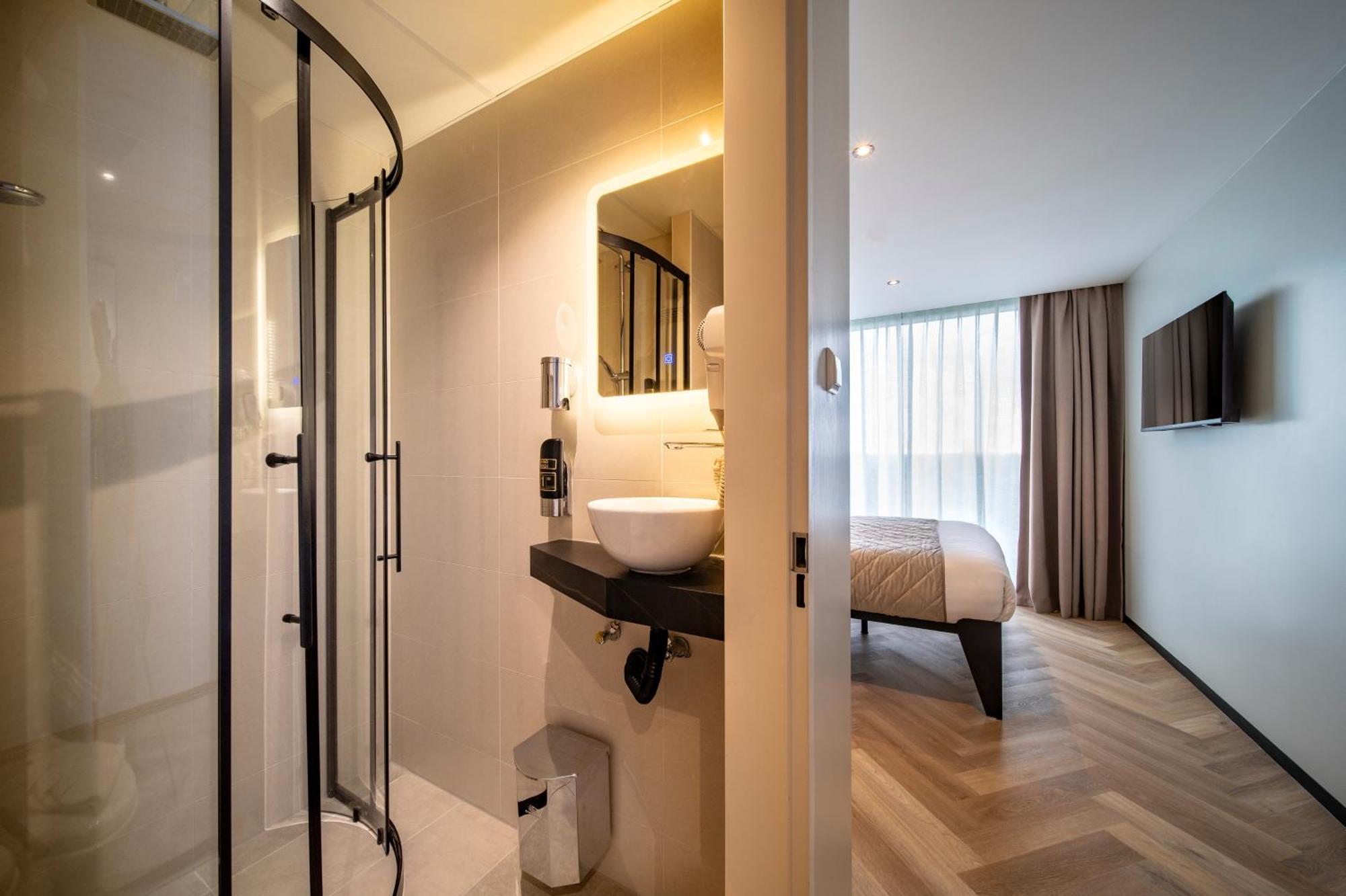 Khách sạn Fogo 3*