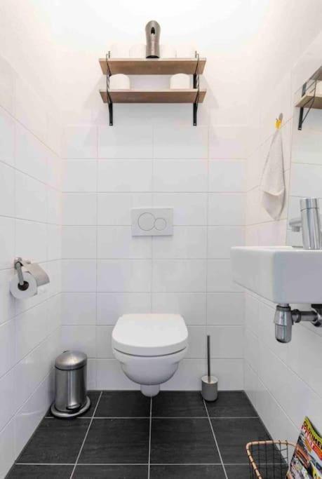 Apartment Large And Spacious 4-bedroom With Roofterras