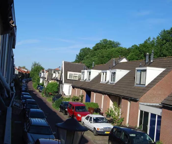 Appartement With Terras In Noord *