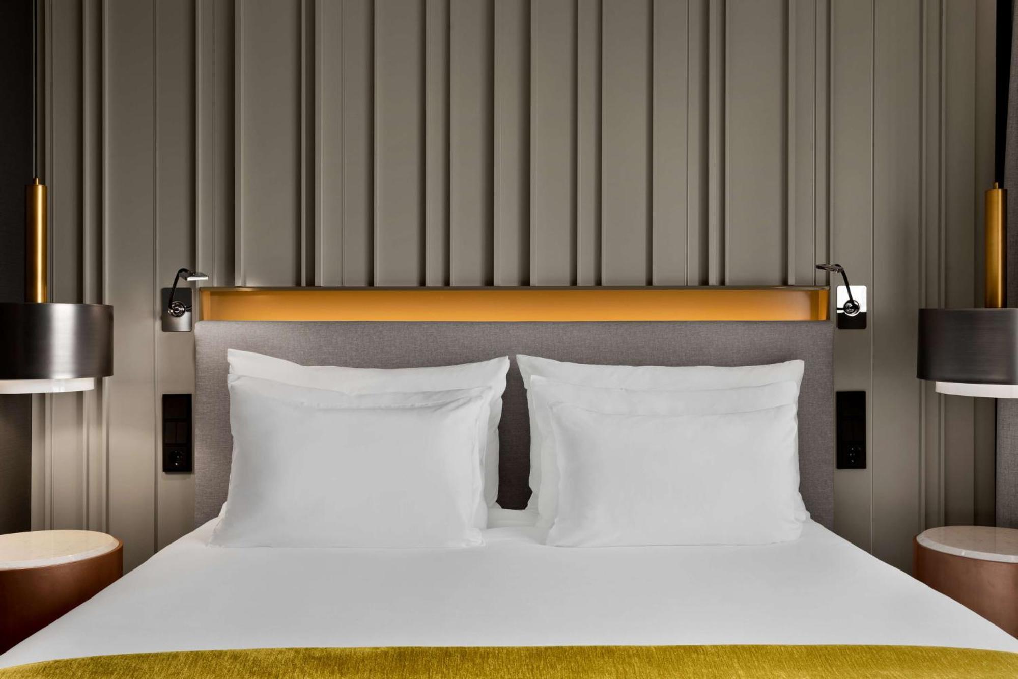 Hotel Nh Collection Flower Market 4*