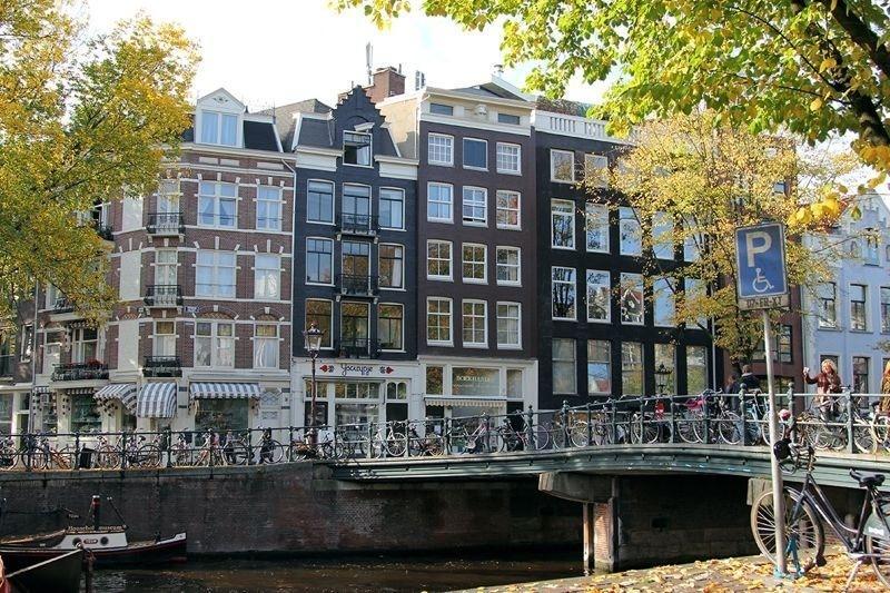 Bij Tijn Op De Gracht Amsterdam