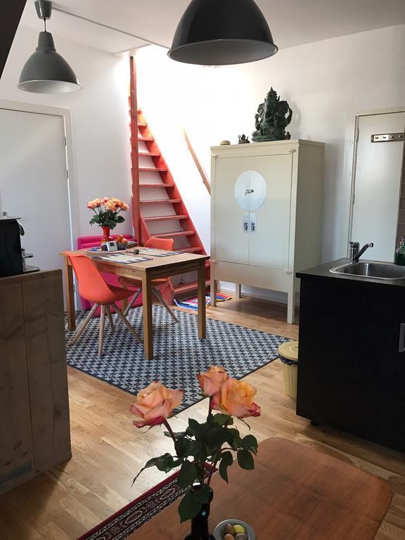 Lola Acomodação com café da manhã  Amesterdão