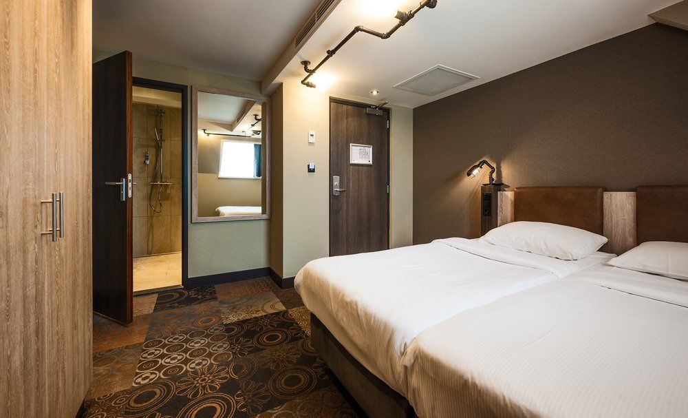 Khách sạn The Alfred 3*