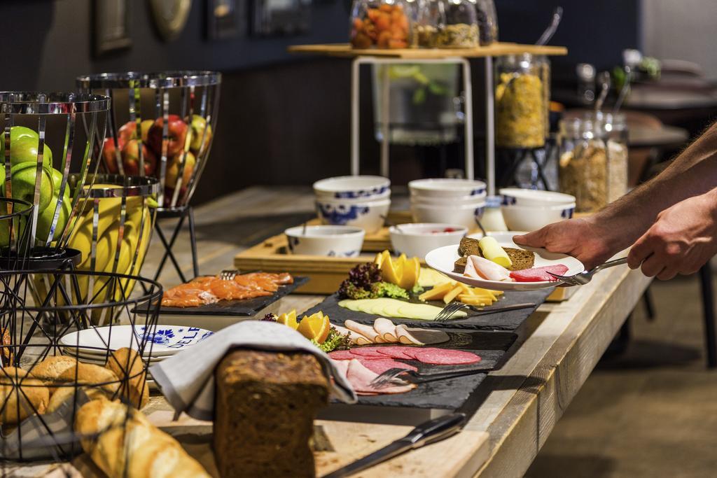 Khách sạn Mercure 4*
