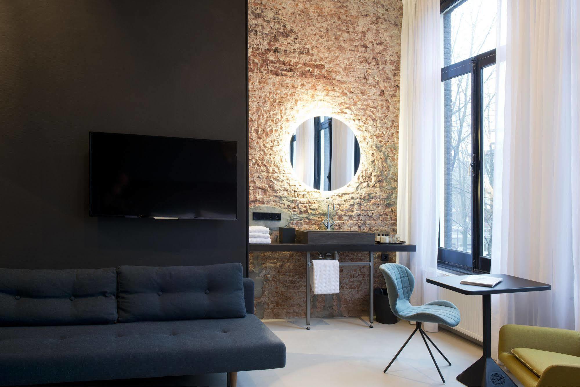 Boutique Oosteinde 3*