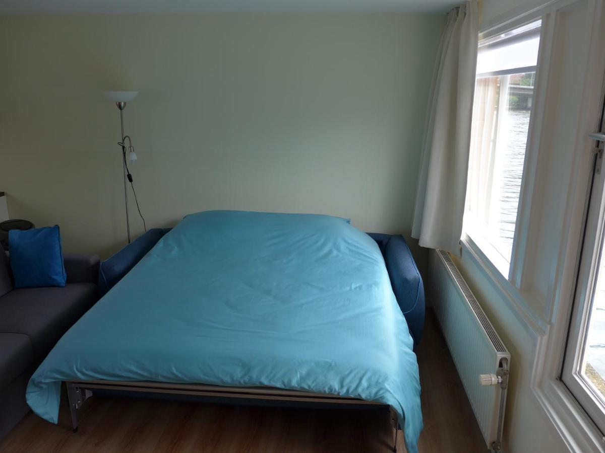 Houseboat In The Center, 5 Min Walk To Tropical Museum, Free Wifi! Apartamento Amesterdão