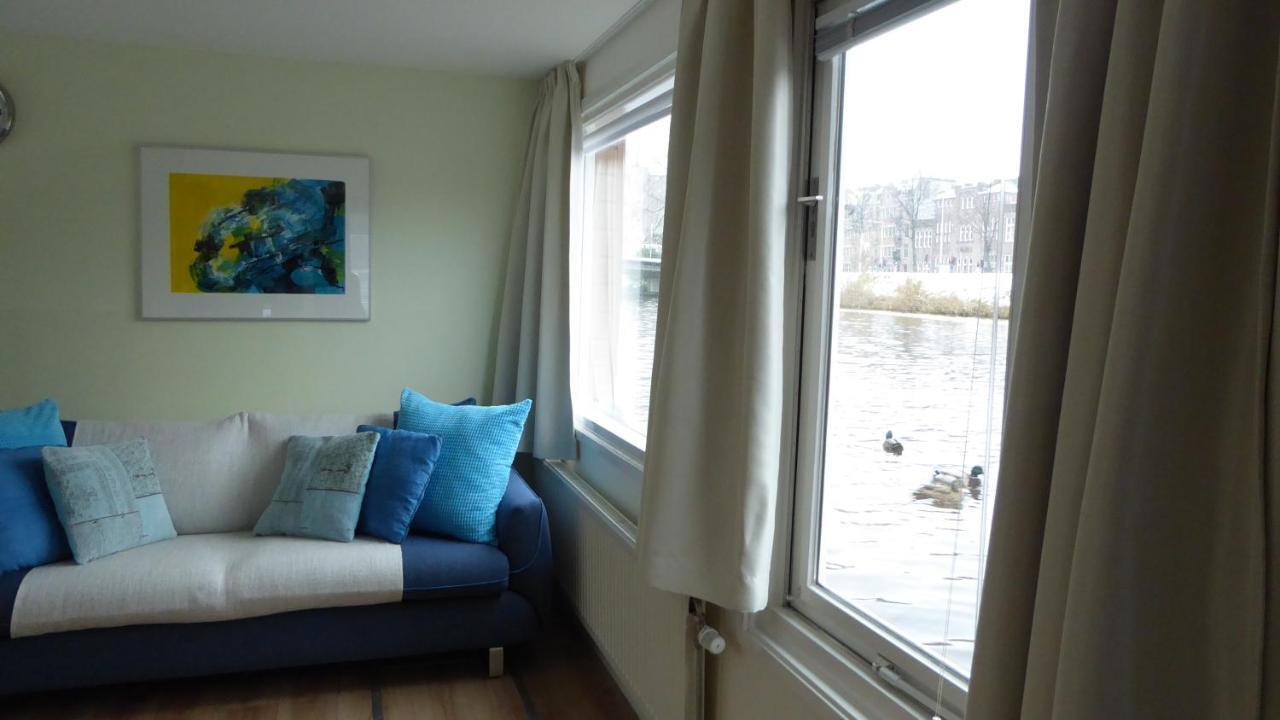 Apartamento Houseboat In The Center, 5 Min Walk To Tropical Museum, Free Wifi! Amesterdão