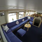 Botel Zwaantje